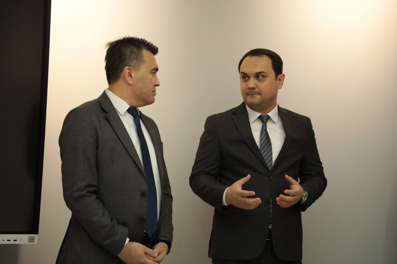 Toshkent arxitektura-qurilish universiteti rektori B.A.Tulaganov hamda universitet prorektorlari, Al-Xorazmiy nomidagi Toshkent Axborot texnologiyalari universitetida bo'lishdi