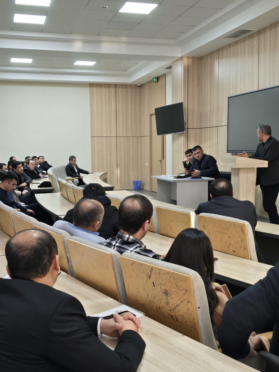 2025-yil 9-yanvar kuni Toshkent arxitektura-qurilish universiteti Korrupsiyaga qarshi kurashish "Komplaens-nazorat'' tizimini boshqarish bo'limi tomonidan seminar tadibri tashkilashtirildi.