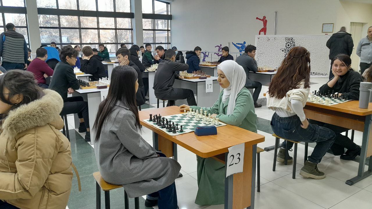 Joriy yilning 16-dekabr kuni  Toshkent davlat iqtisodiyot universitetida "Universiada-2024'' sportning "Shaxmat'' turi bo'yicha musobaqa bo'lib o'tdi.