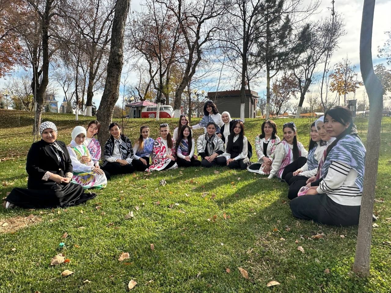 Toshkent arxitektura-qurilish universiteti "Ma'rifat ulashib" loyihasida belgilangan Adiblar xiyobonida "Besh muhim tashabbus" doirasida Talabalar festivali bo'lib o'tdi