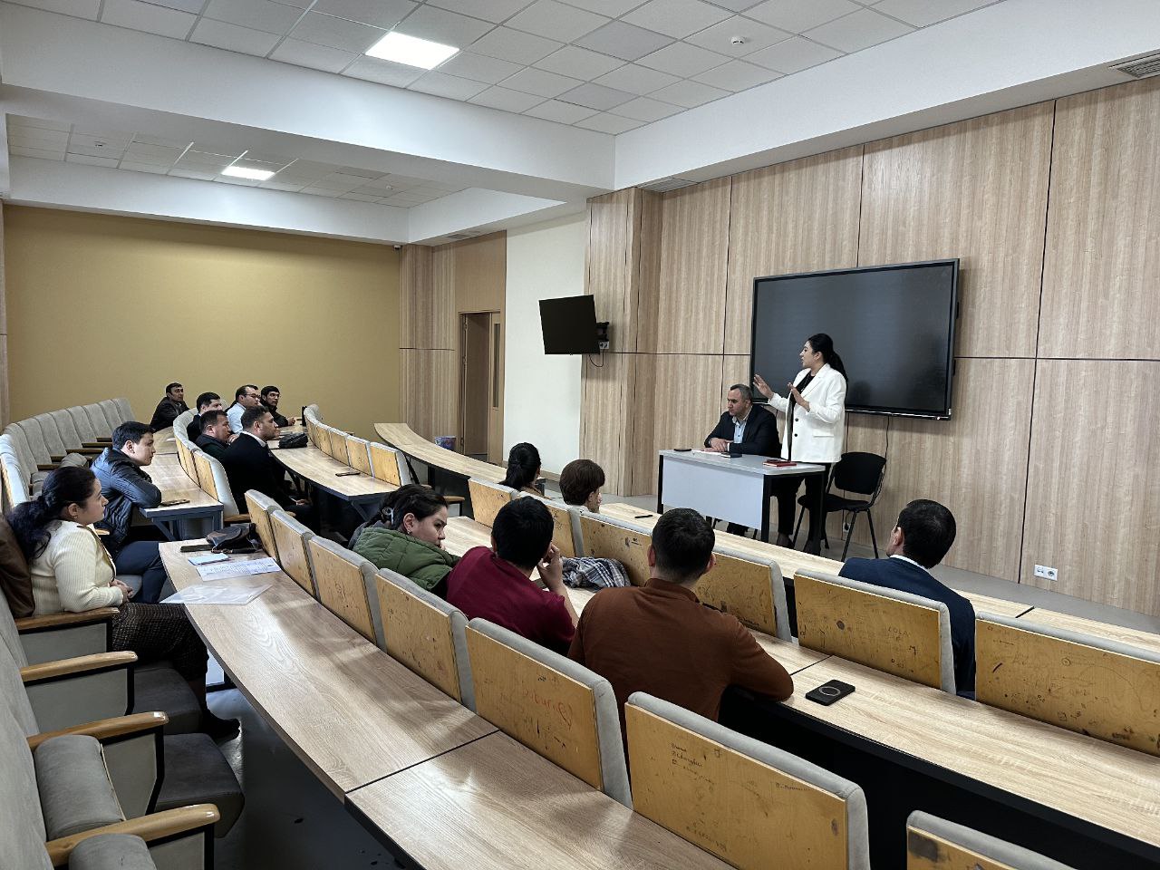 Toshkent arxitektura-qurilish universitetida PhD bitiruvchi doktorantlar bilan ilmiy va amaliy muhokamalarga bag‘ishlangan uchrashuv bo'lib o'tdi