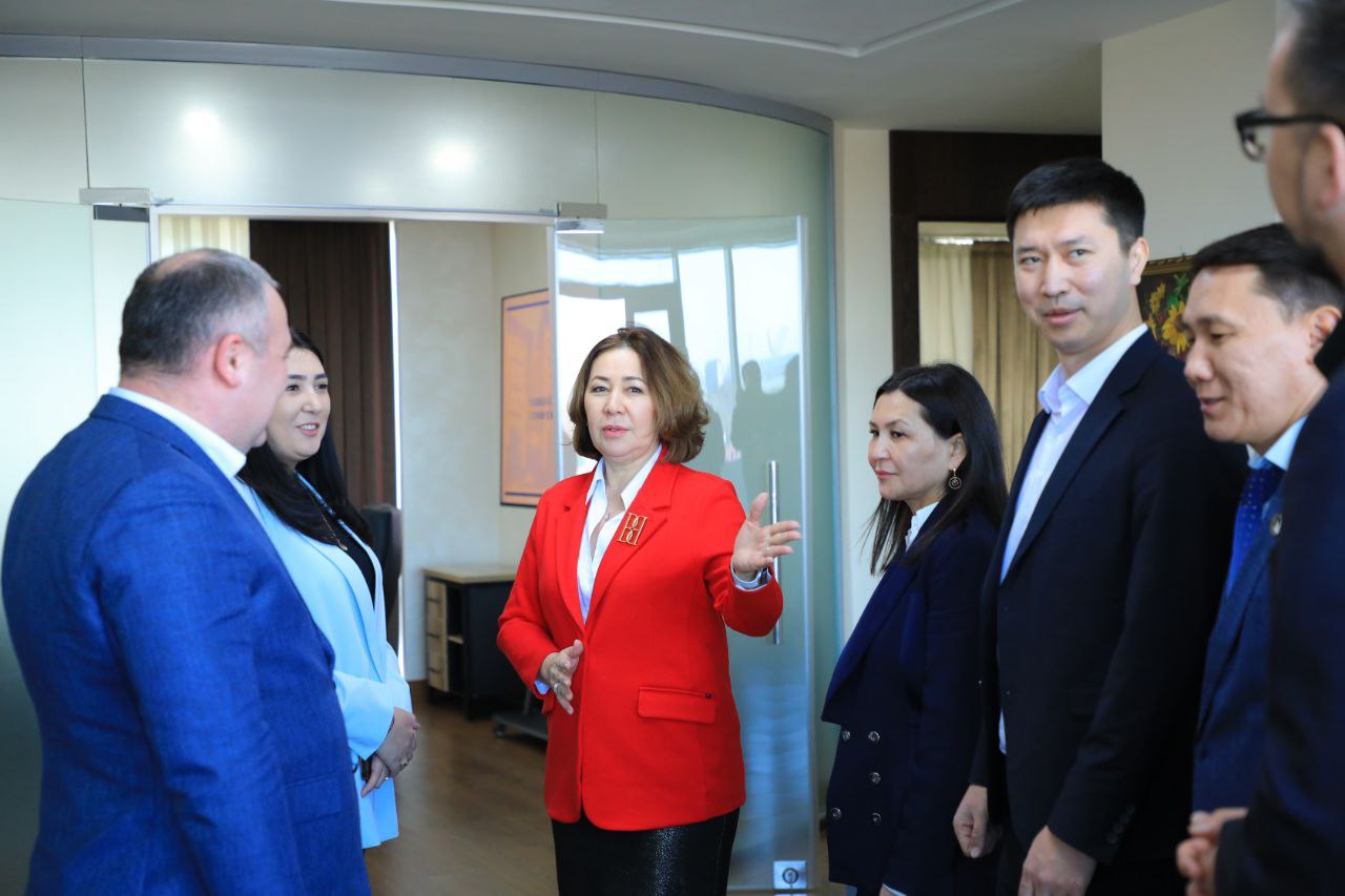 Toshkent arxitektura-qurilish universiteti va Xalqlar Do‘stligi Universiteti o'rtasida hamkorlik kelishuvi imzolandi