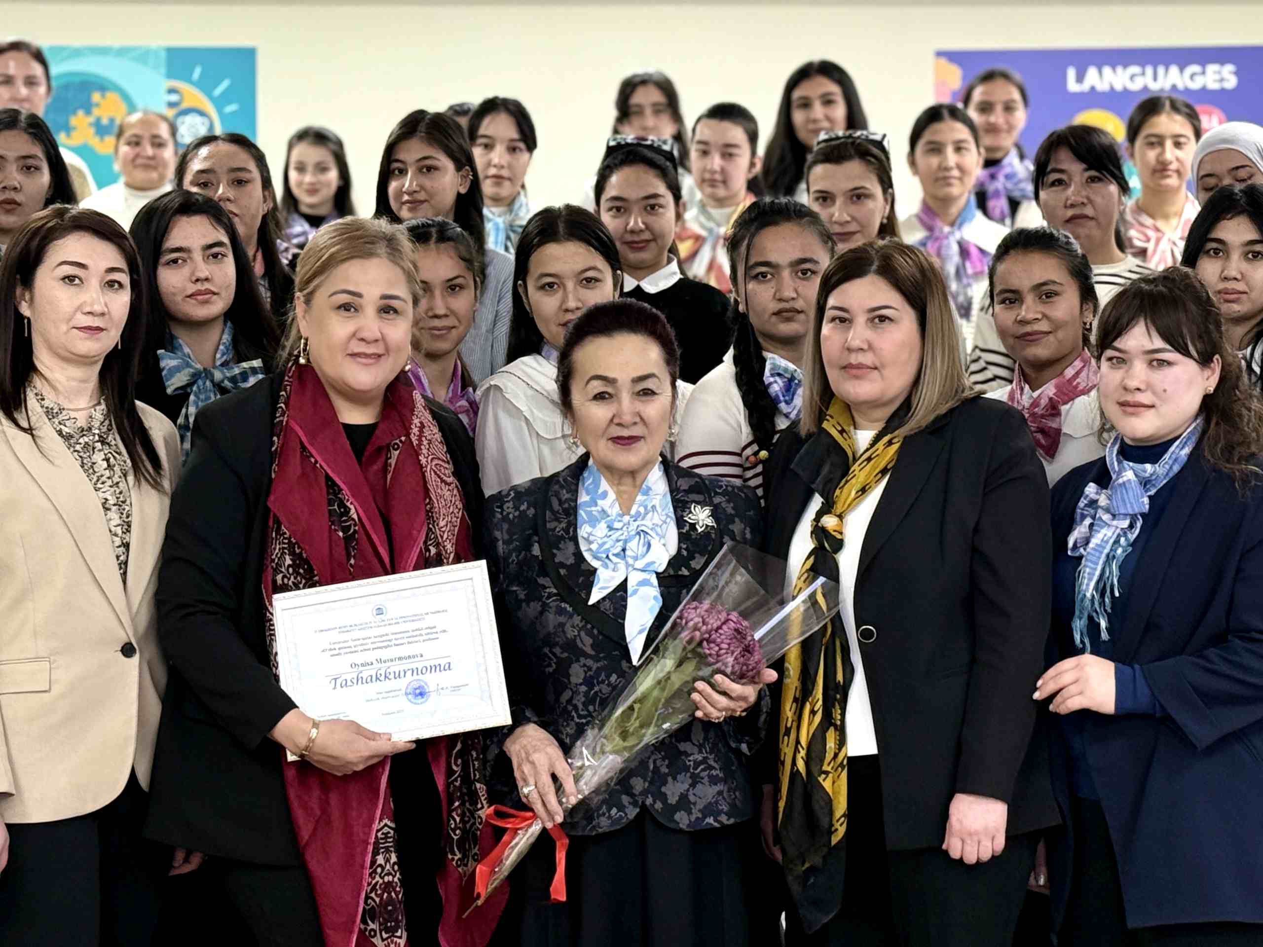 Toshkent arxitektura-qurilish universiteti Xotin-qizlar kengashi tomonidan “O‘zbek qizining qiyofasi” mavzusida davra suhbati tashkil etildi