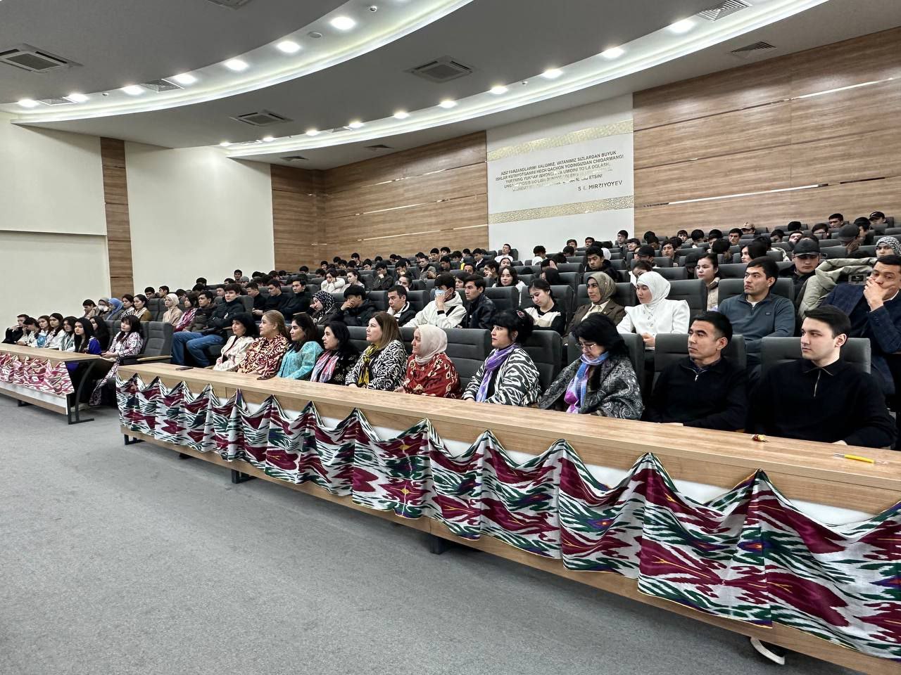 Toshkent arxitektura-qurilish universitetida Zokirjon Xolmuhammad oʻgli Furqat tavalludining 166 yilligi hamda Oʻzbekiston xalq shoirasi Zulfiyaxonim tavalludining 110 yilligi munosabati bilan tadbir oʻtkazildi
