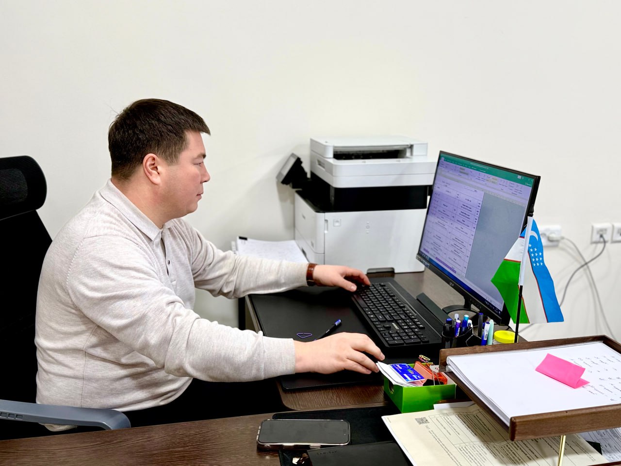 Toshkent arxitektura-qurilish universitetida "Registration office" faoliyat yuritmoqda!