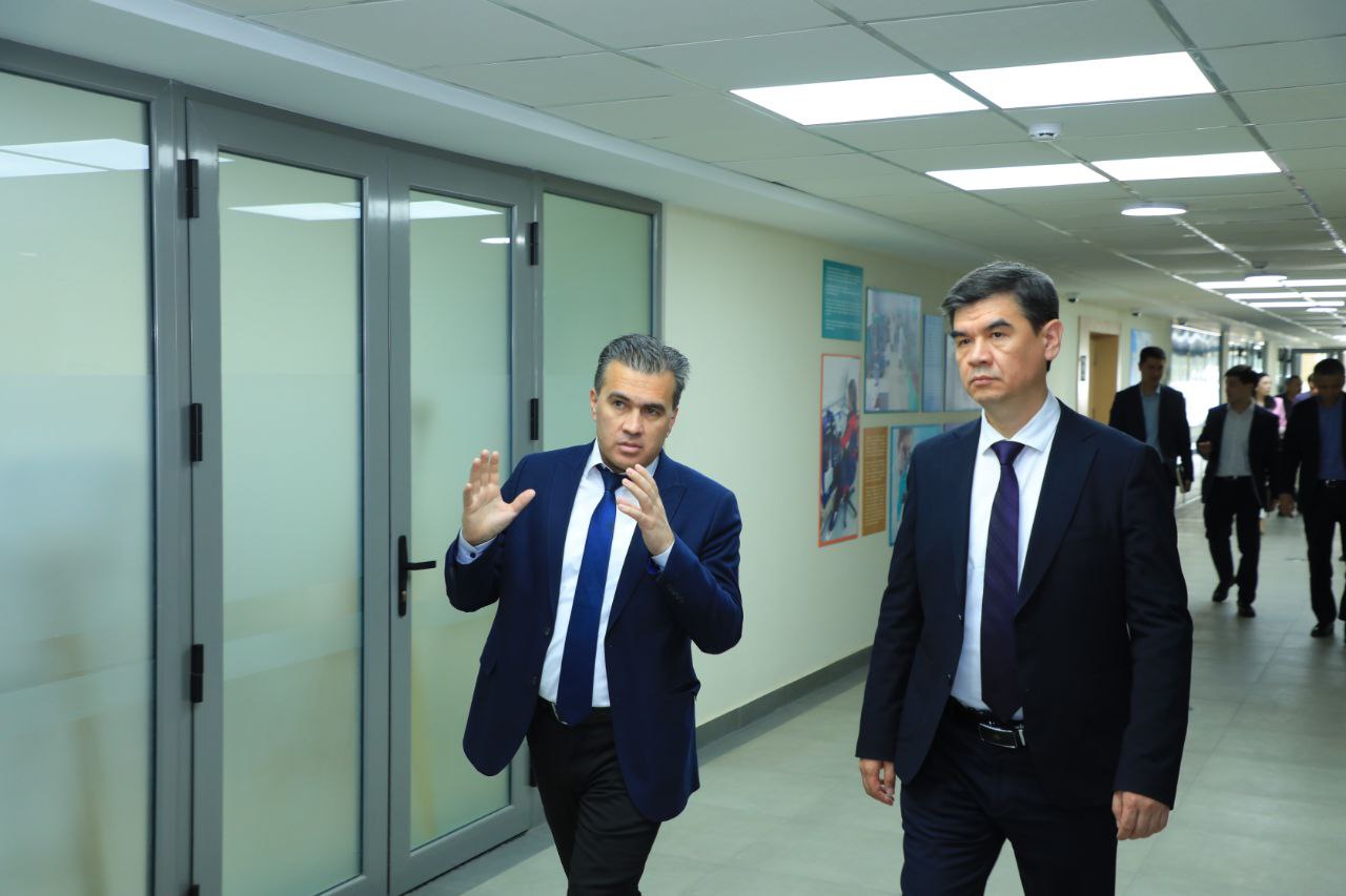 Innovatsion rivojlanish agentligi direktori Toshkent arxitektura-qurilish niversitetiga tashrif buyurdi
