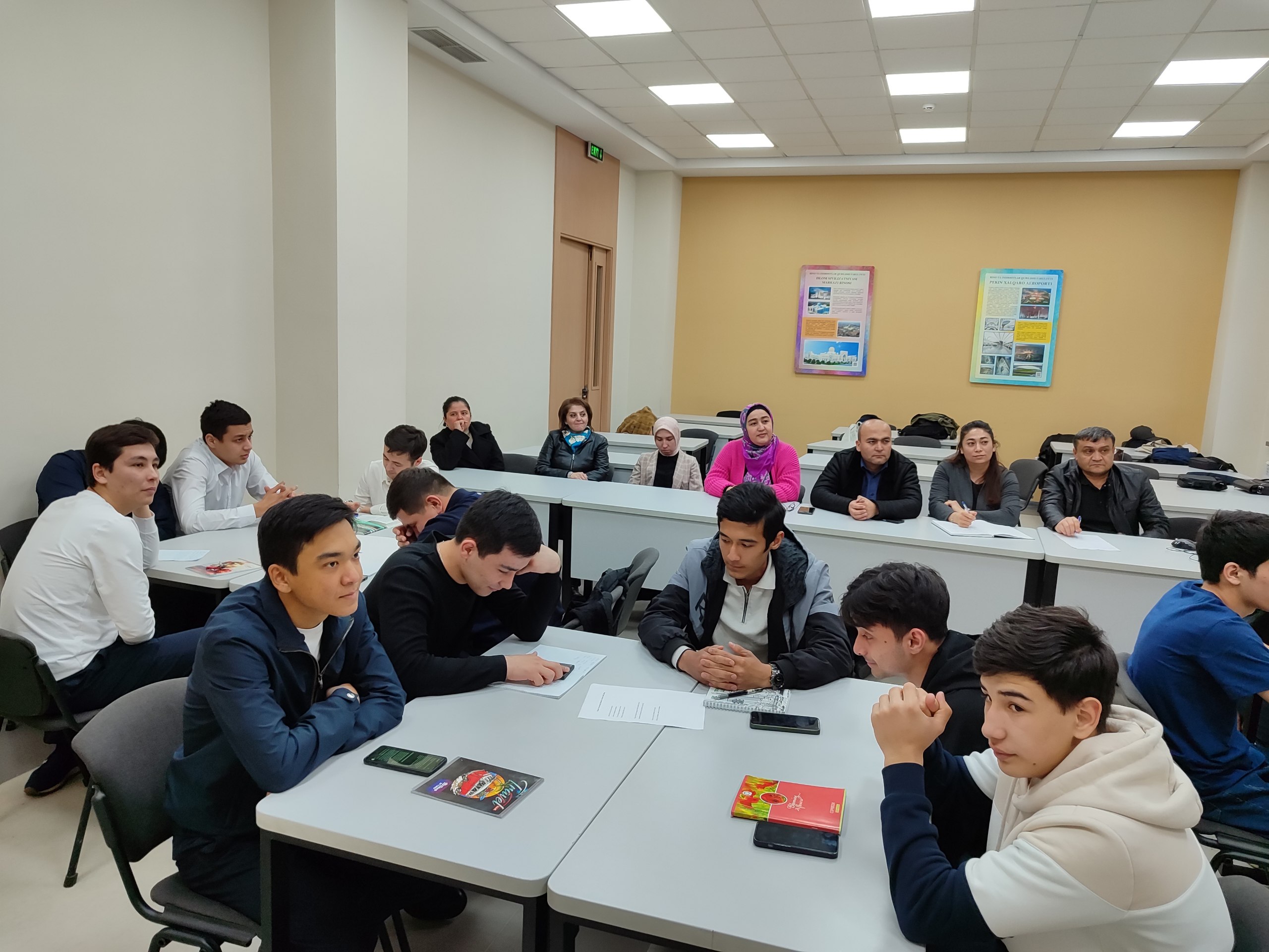 O'zbek tili va adabiyot kafedrasi tomonidan ochiq dars bo'lib o'tdi