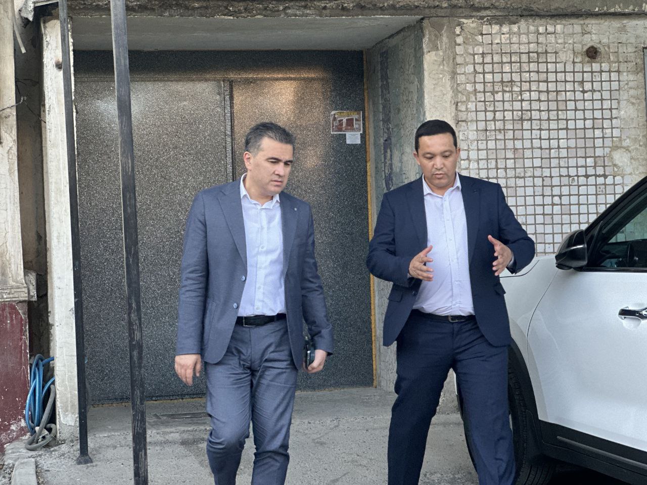 Toshkent arxitektura-qurilish universiteti rektori talabalar yashash sharoitlari bilan tanishdi