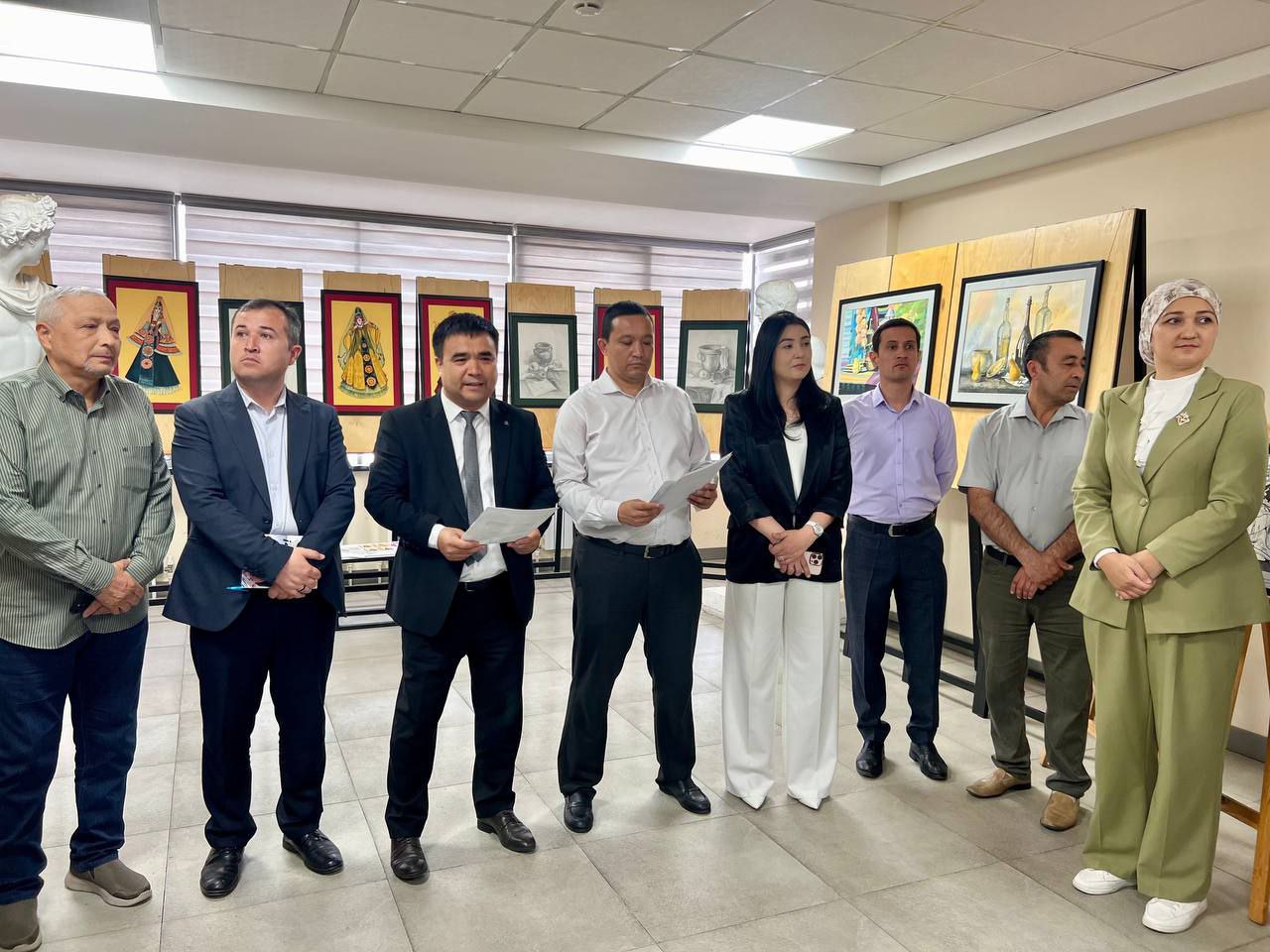 Toshkent arxitektura-qurilish universitetida “Bahor nafasi talabalar nigohida” ko‘rgazmasi ochildi