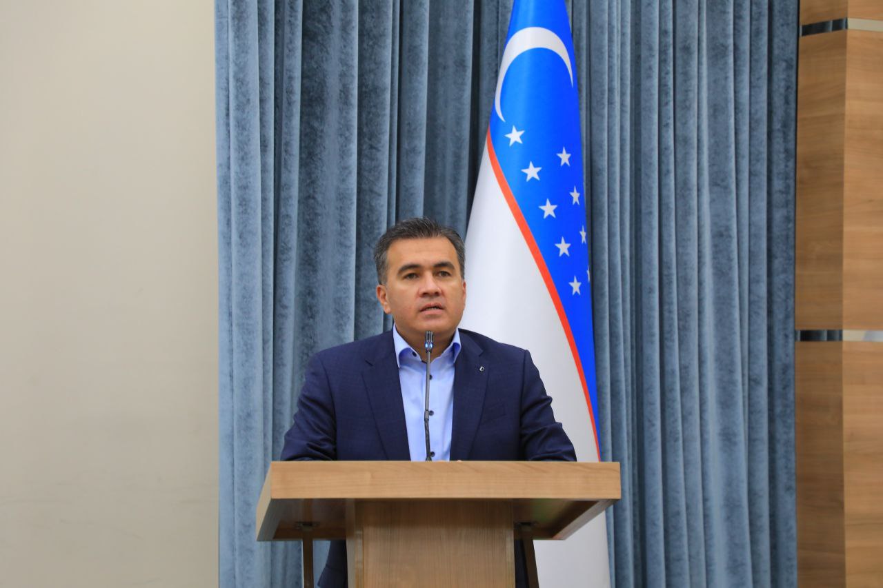 Rahbar va talabalar uchrashuvi