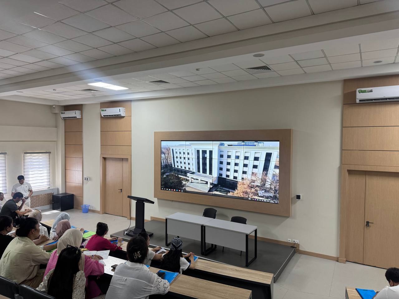 Toshkent arxitektura-qurilish universitetida “Dolzarb 90 kun” loyihasi doirasida “Kino kechasi” filimlar namoyishi o‘tkazildi
