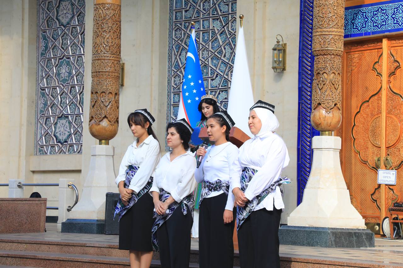 Toshkent arxitektura-qurilish universiteti Shahidlar xotirasi yodgorlik majmuida "Qatagʻon qurbonlari" xotirasiga atab tadbir boʻlib oʻtdi
