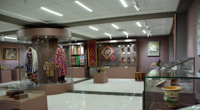 Toshkent arxitektura-qurilish universiteti talabalari Oʻzbekiston tarixi davlat muzeyida boʻldilar