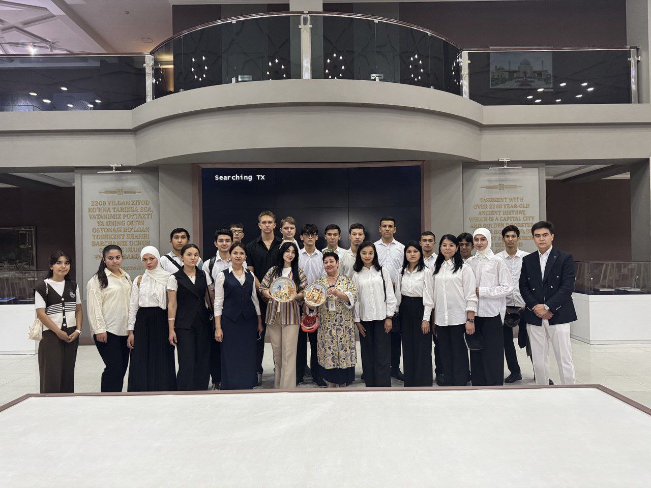 Toshkent arxitektura-qurilish universiteti talabalari Oʻzbekiston tarixi davlat muzeyida boʻldilar