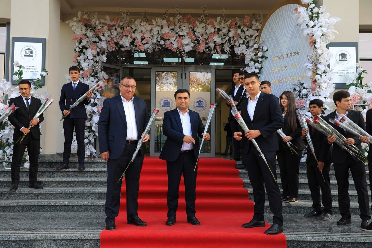 Toshkent arxitektura-qurilish universiteti professor- o'qituvchilari bayramona kutib olindi