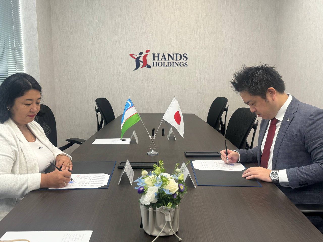 Toshkent arxitektura-qurilish universiteti vakillari Yaponiyada