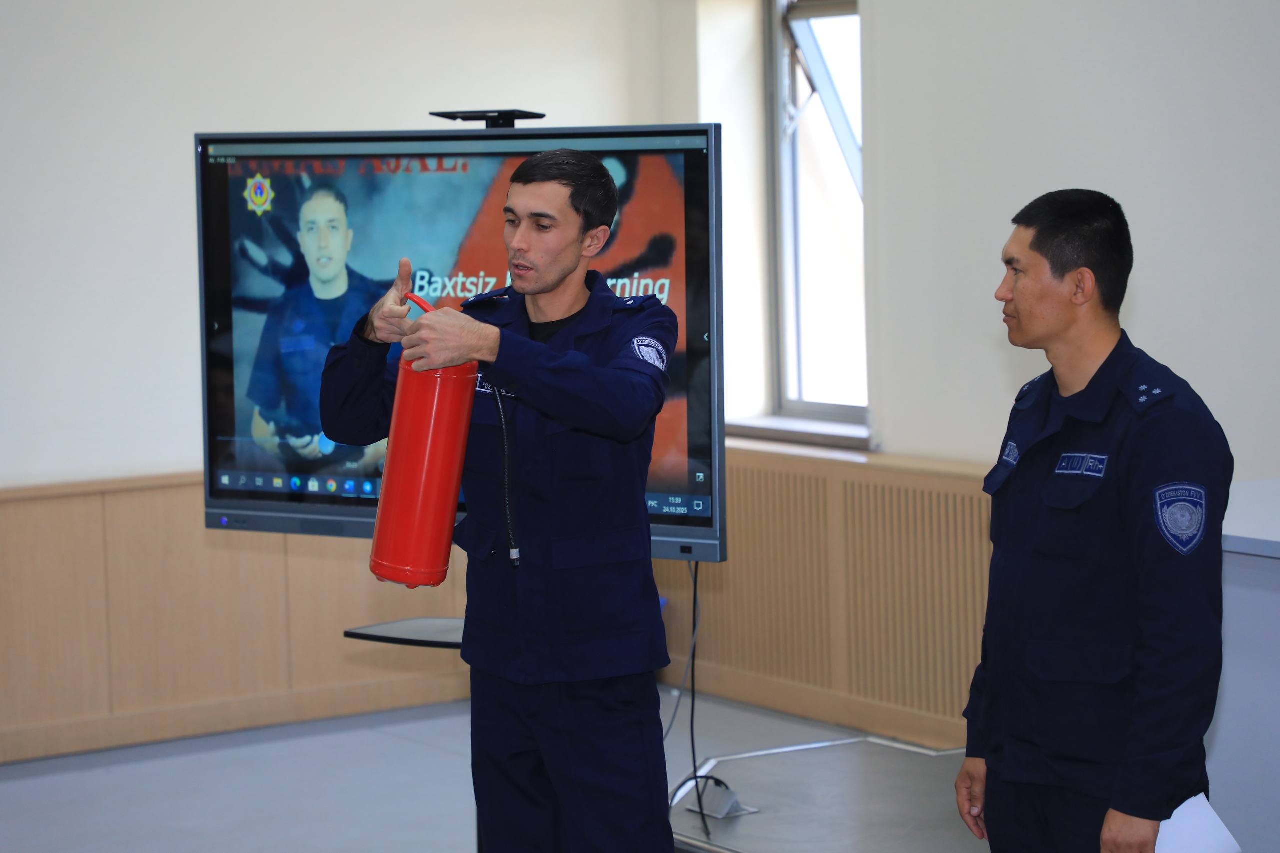 Toshkent arxitektura-qurilish universitetida “Xalqaro tabiiy ofatlarni kamaytirish kuni”ga bag‘ishlangan tadbir o‘tkazildi
