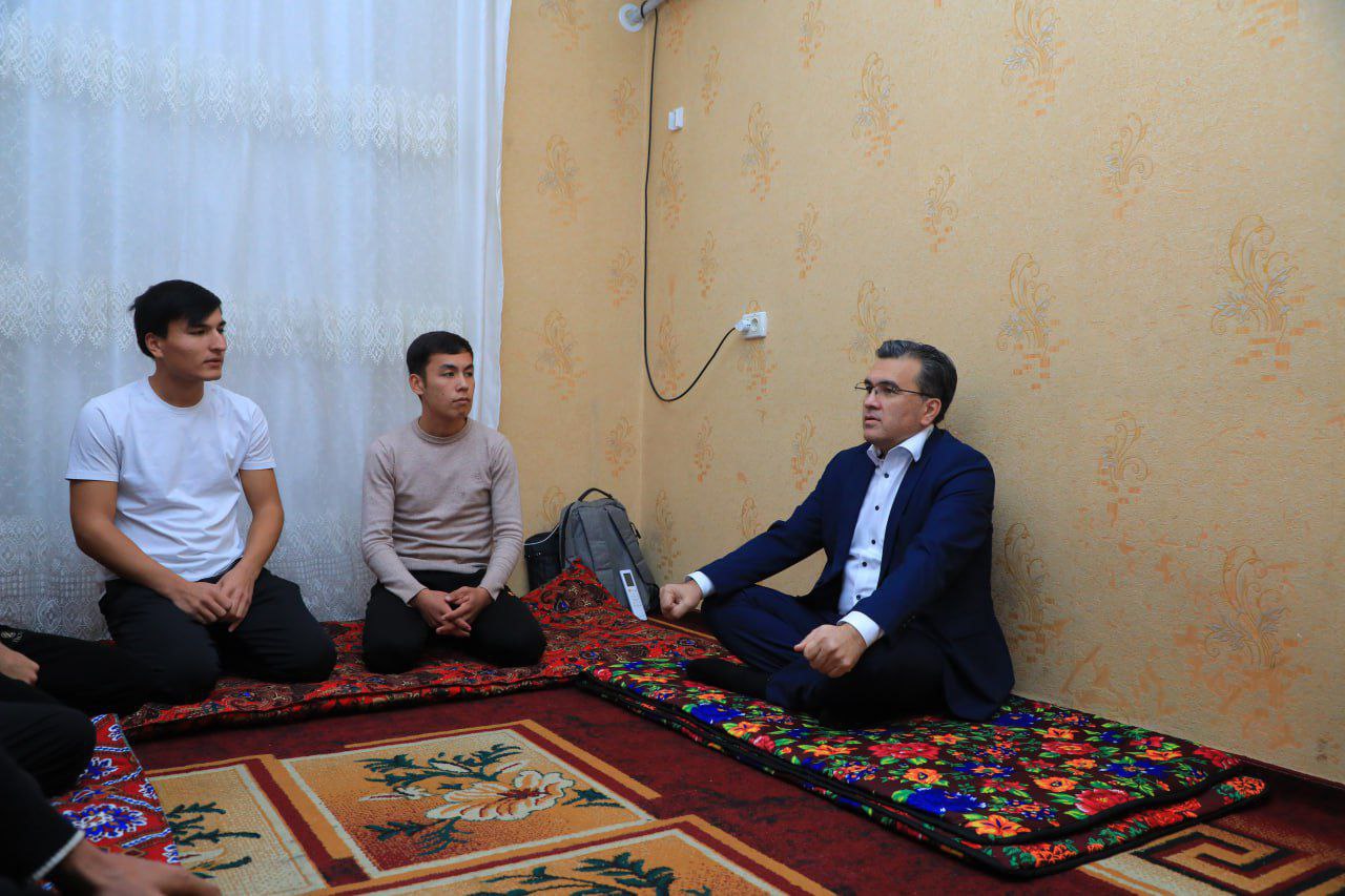 Toshkent arxitektura-qurilish universiteti rahbariyati  talabalarning yashash sharoitini o‘rgandi