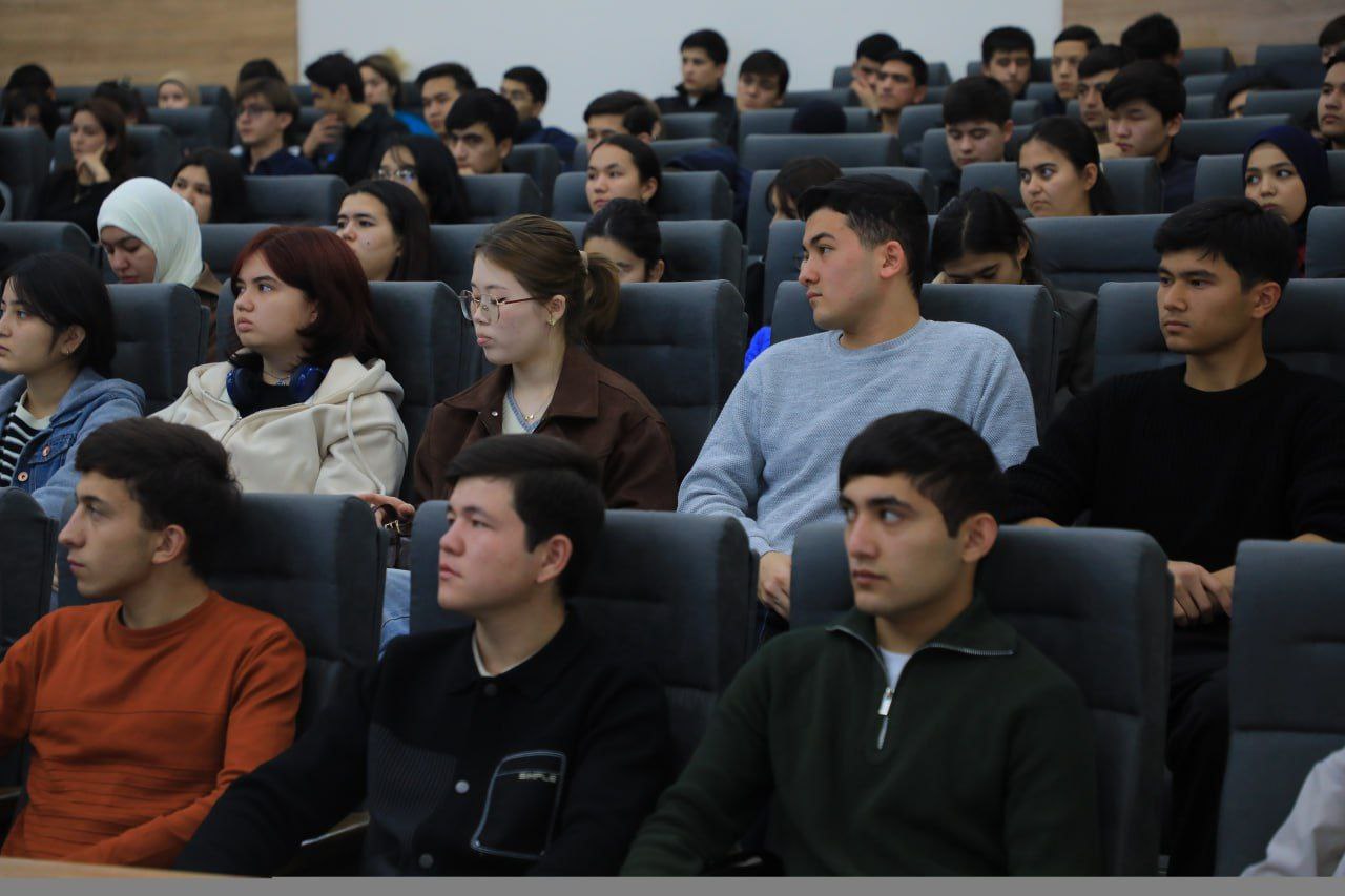 Oʻzbekiston – millatlararo totuvlik va diniy bagʻrikenglik yurti” mavzusida davra suhbati