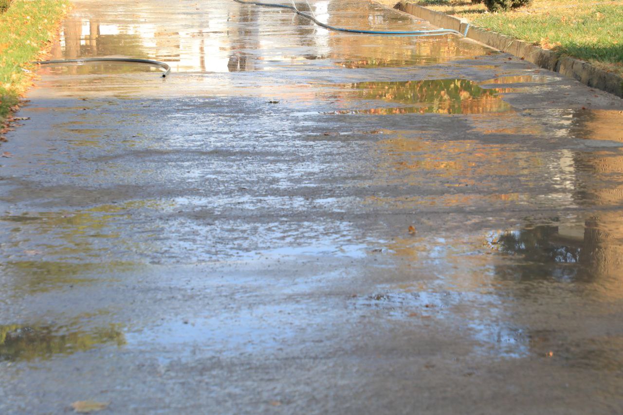 Toshkent arxitektura-qurilish universitetida ekologik xavfsizlikni ta’minlash va sog‘lom muhit yaratish maqsadida amaliy ishlar olib borildi.