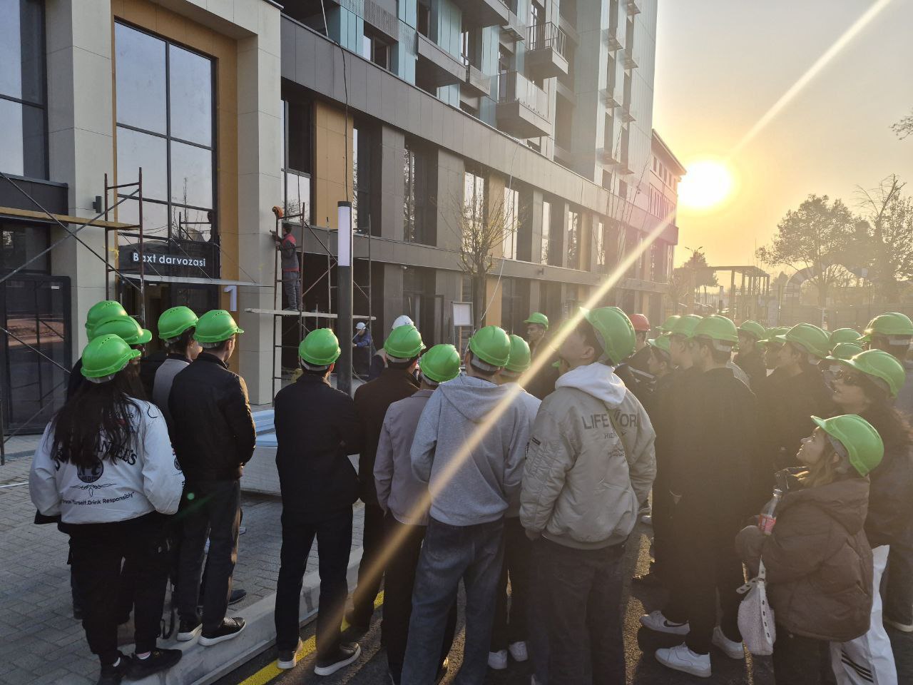 Toshkent arxitektura-qurilish universiteti talabalari ʻʻSoy bo'yiʼʼ qurilish obʼektiga tashrif buyurishdi