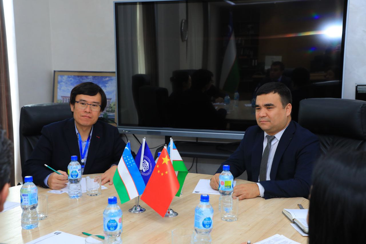 Toshkent arxitektura-qurilish universiteti rektori Baxrom To‘laganov Winter School Workshop tashrif buyurgan professor-o‘qituvchilar bilan uchrashuv o‘tkazdi