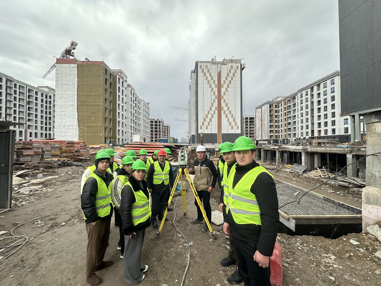 Qurilish fakultetida dual ta’lim amaliyotda!